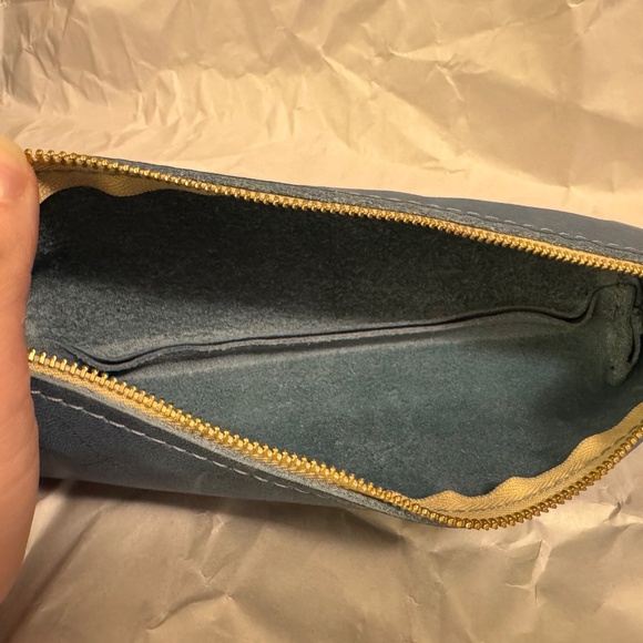 Portland Leather Aqua Canoe pencil pouch - Picture 5 of 5
